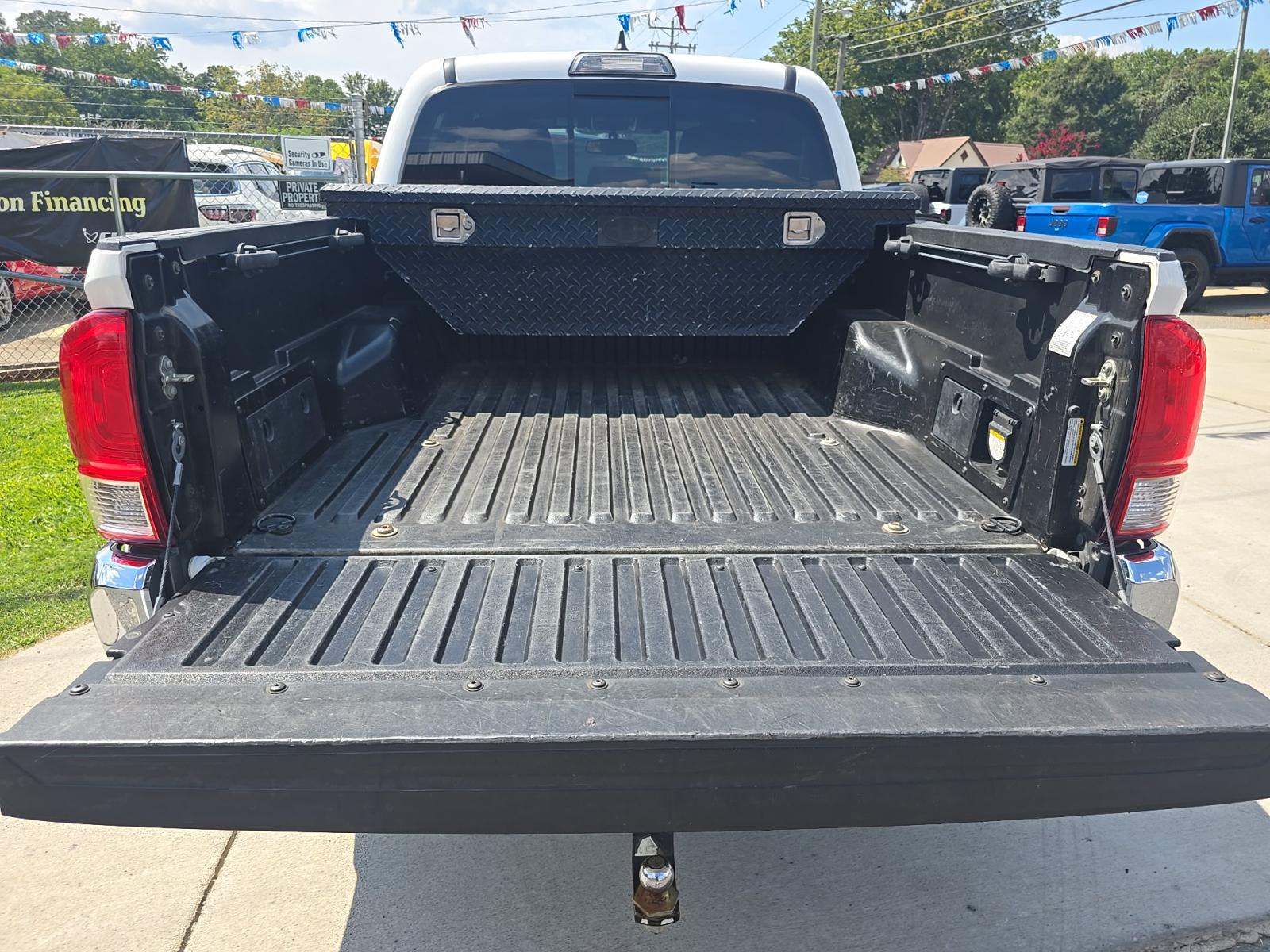 2017 Toyota Tacoma TRD Off-Road AWD
