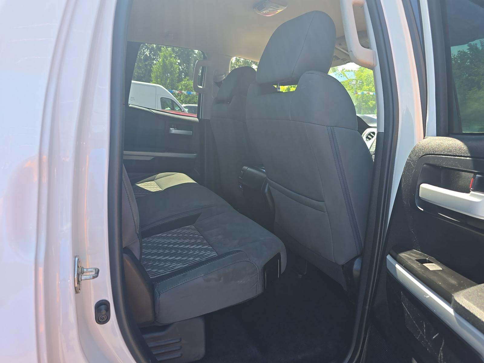 2019 Toyota Tundra SR5 AWD