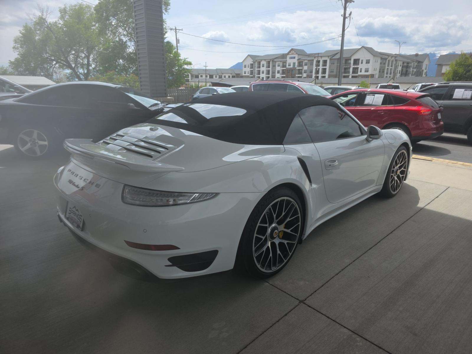PORSCHE 911 - 3