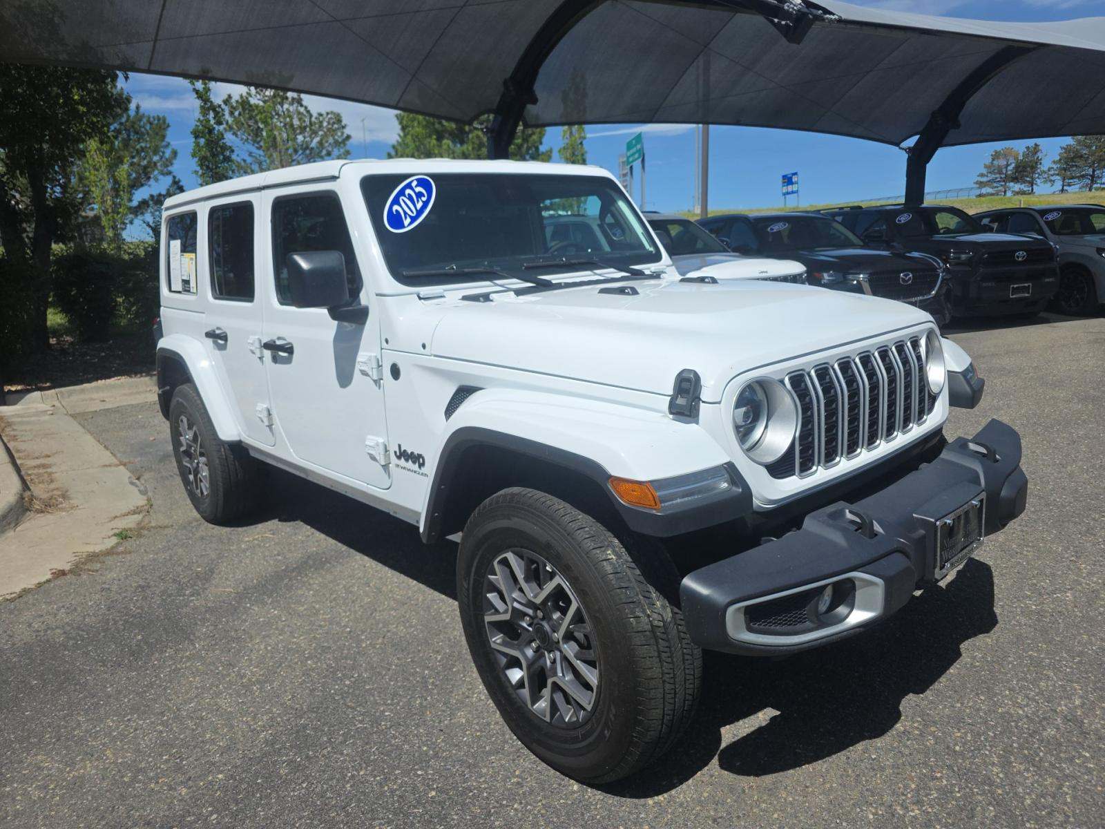 2025 Jeep Wrangler Sahara AWD