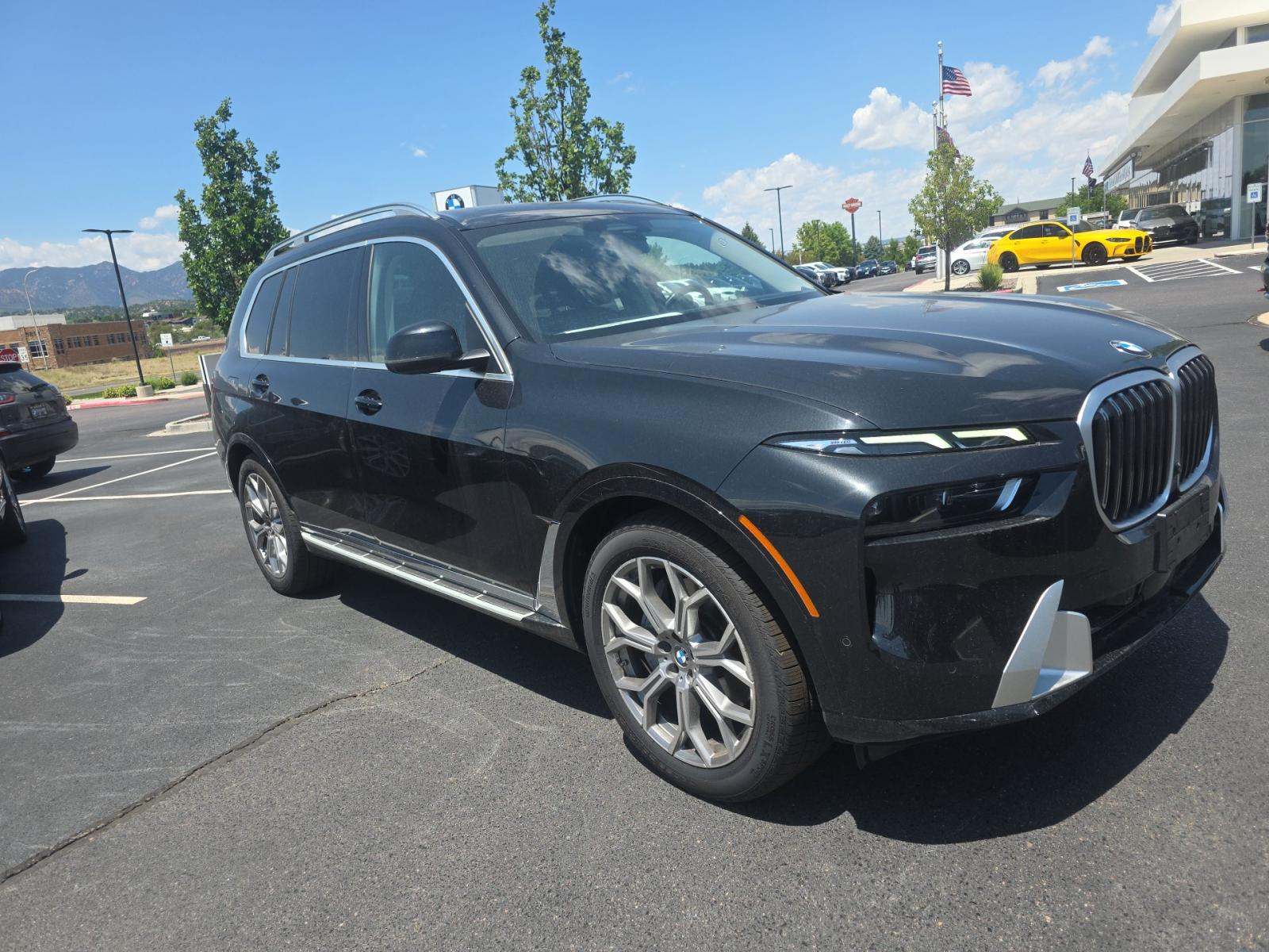 2025 BMW X7 xDrive40i AWD