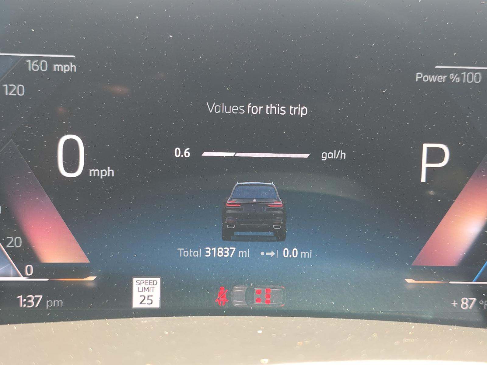 2025 BMW X7 xDrive40i AWD