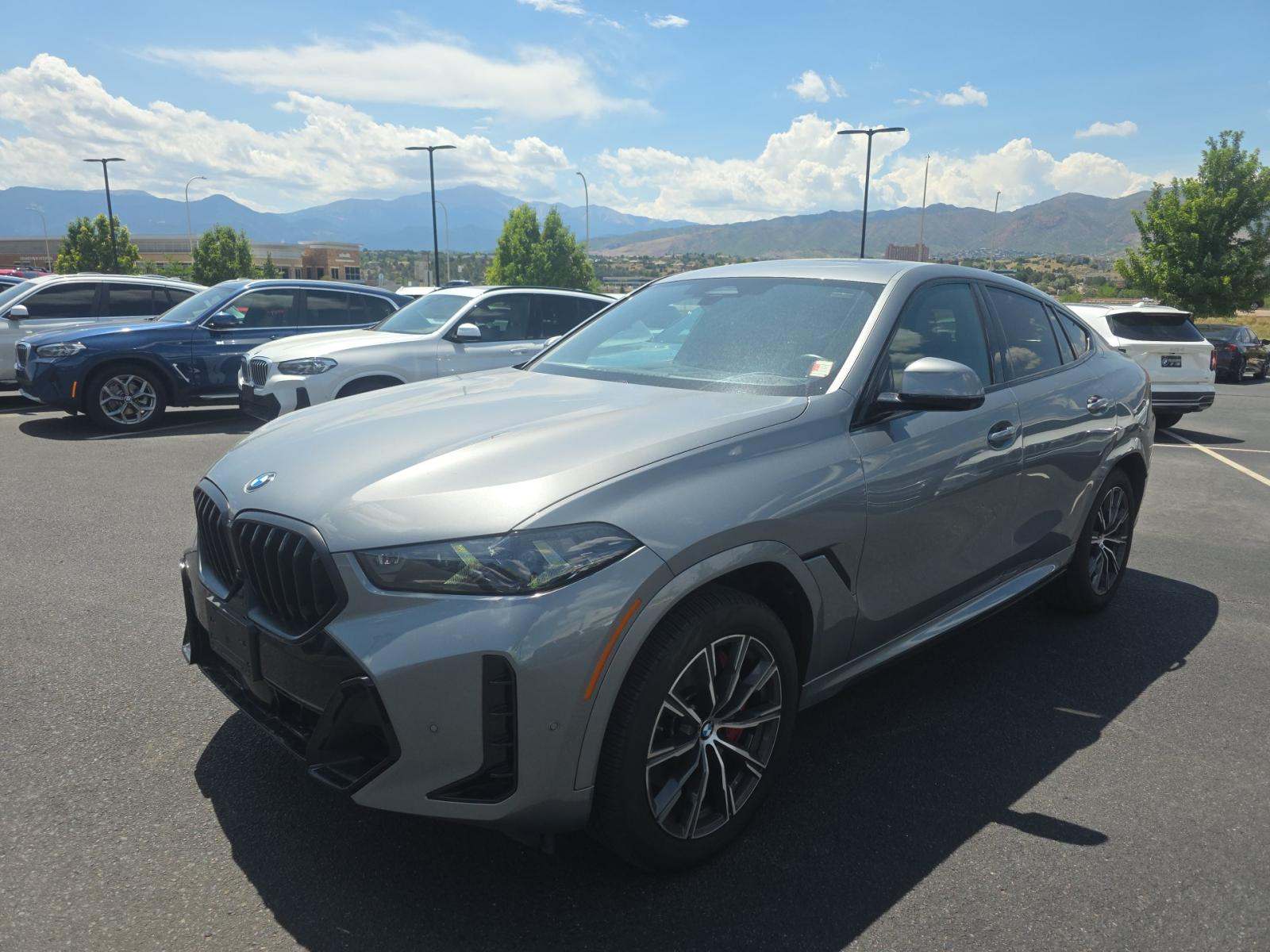 2025 BMW X6 xDrive40i AWD
