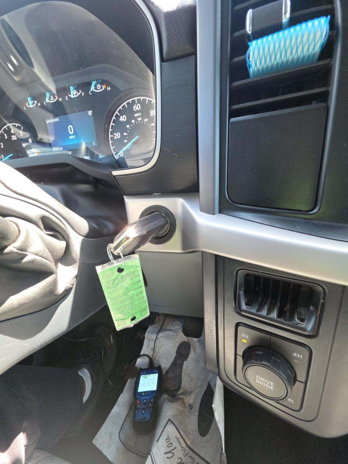 FORD F-150 - 8