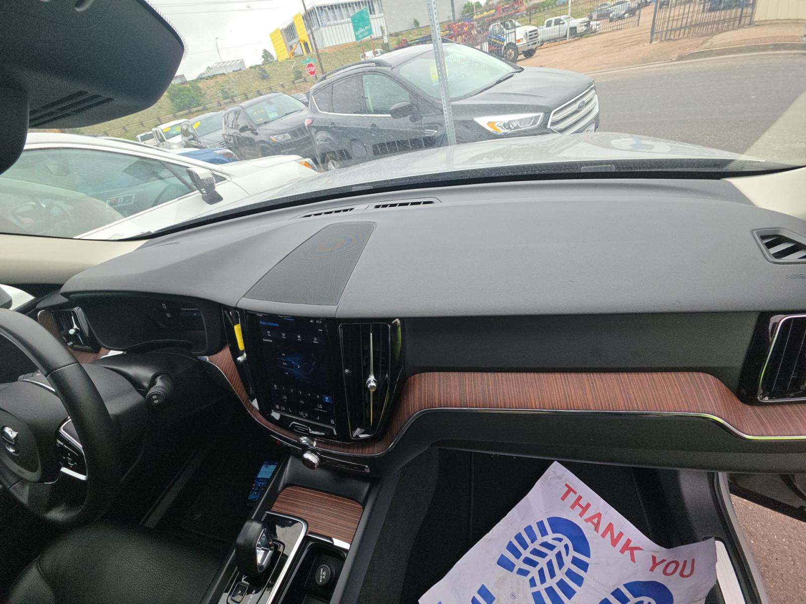 2023 Volvo XC60 B5 Plus AWD
