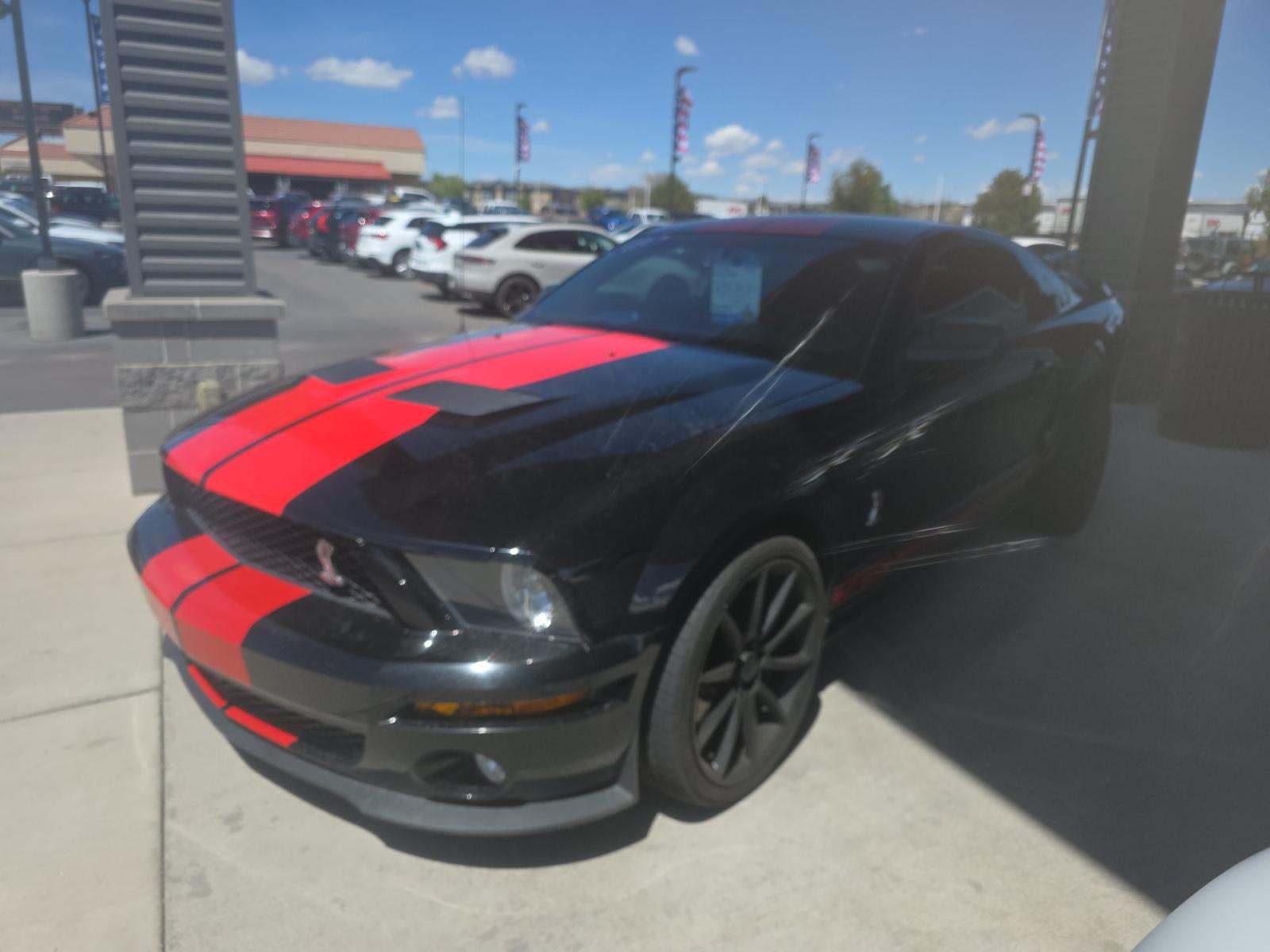FORD MUSTANG - 1