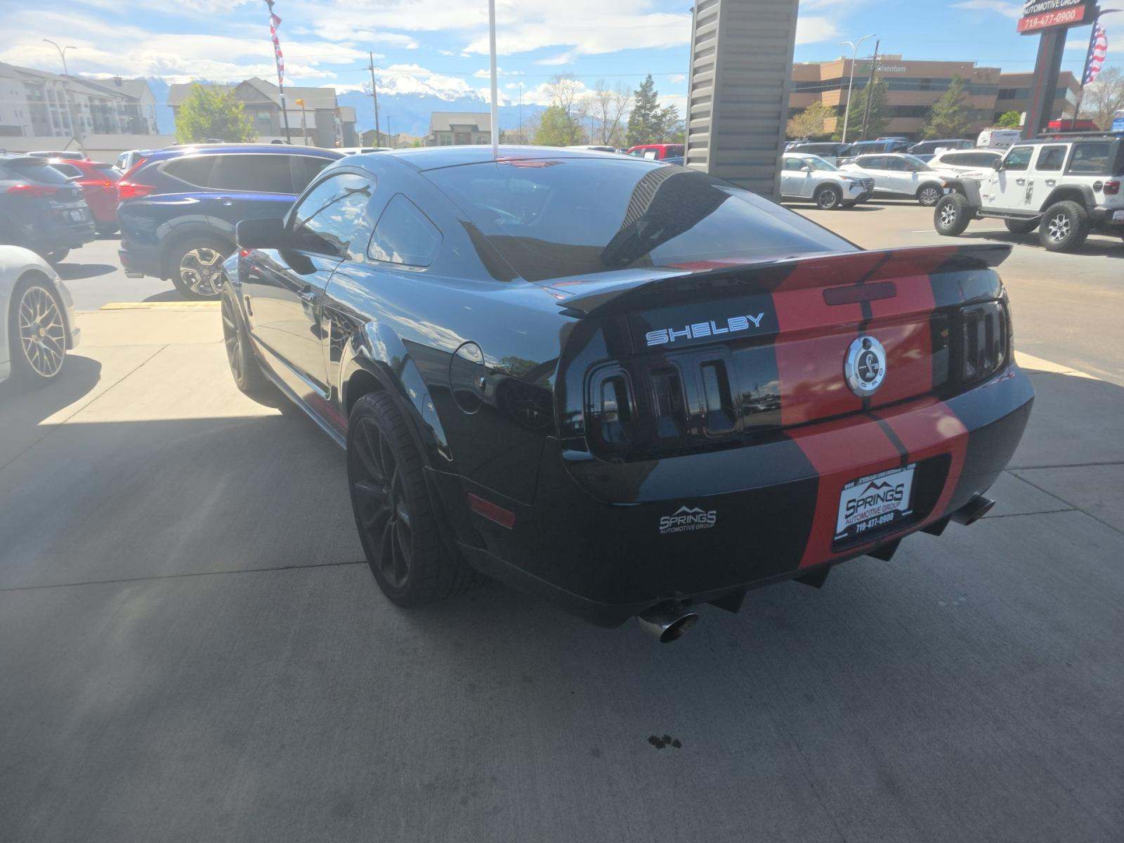 FORD MUSTANG - 2
