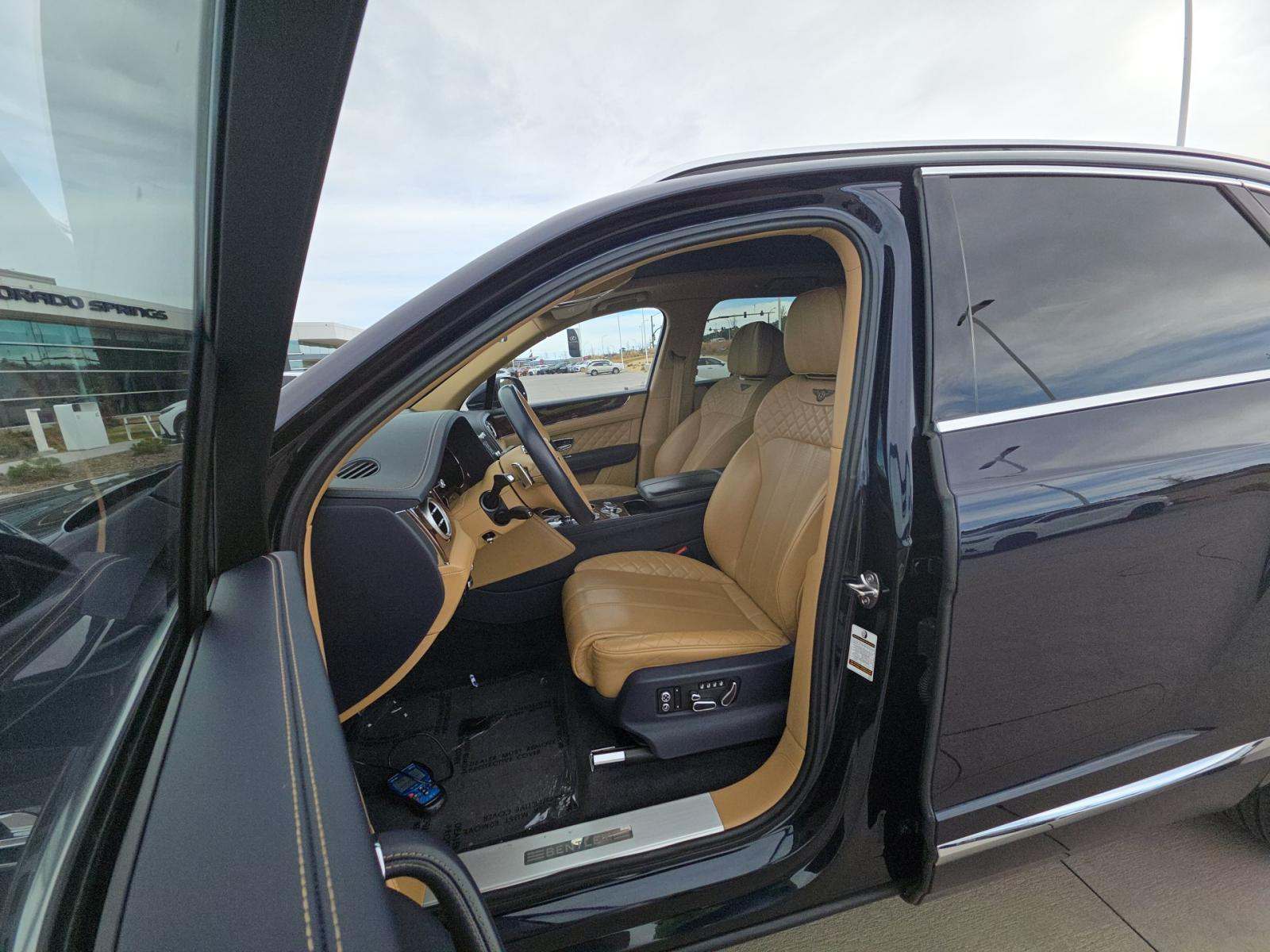 2018 Bentley Bentayga W12 Signature AWD