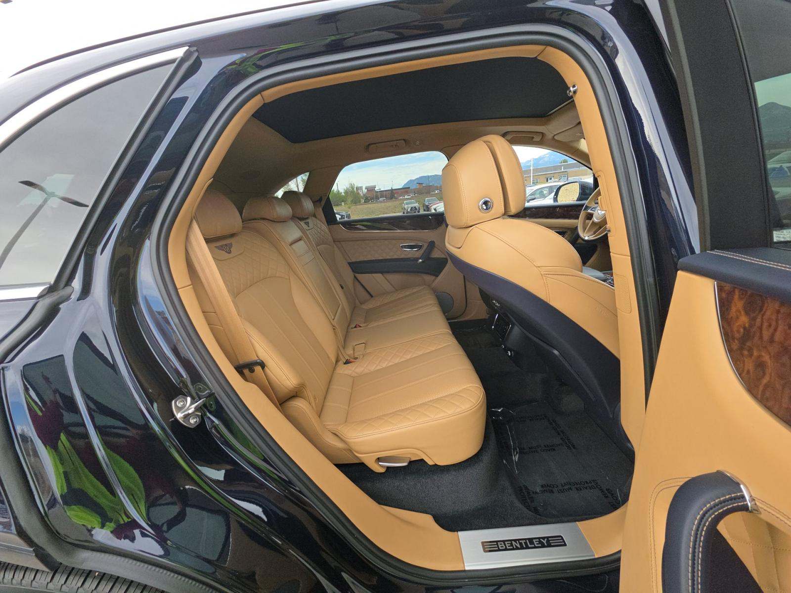 2018 Bentley Bentayga W12 Signature AWD