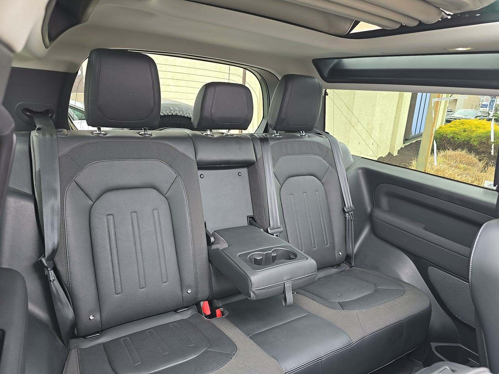 2021 Land Rover Defender 90 First Edition AWD