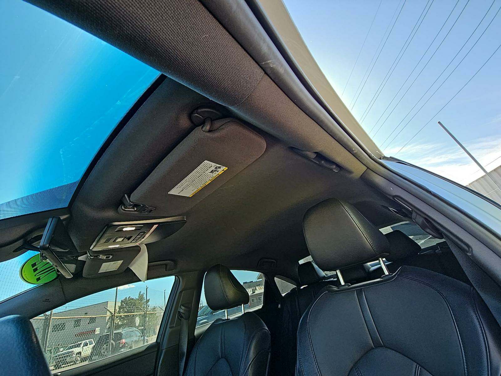 2022 Toyota Avalon Hybrid XLE FWD