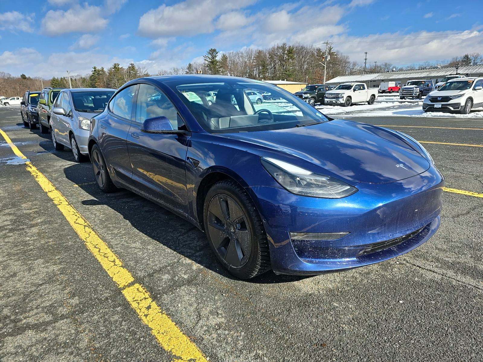 2021 Tesla Model 3 Standard Range Plus RWD