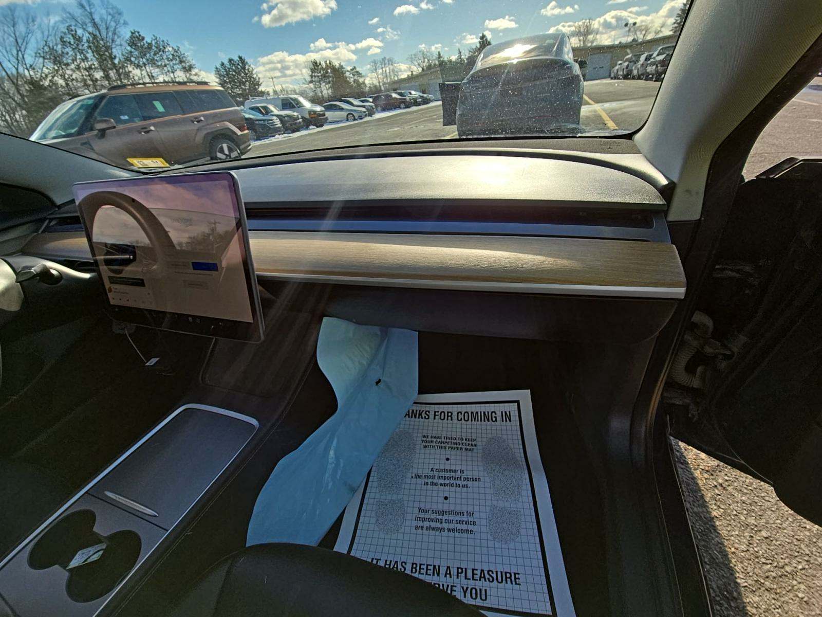 2021 Tesla Model 3 Standard Range Plus RWD