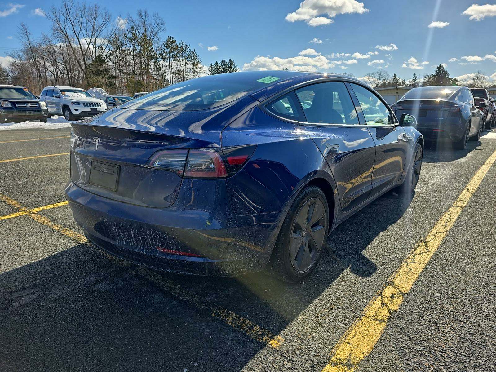 2021 Tesla Model 3 Standard Range Plus RWD