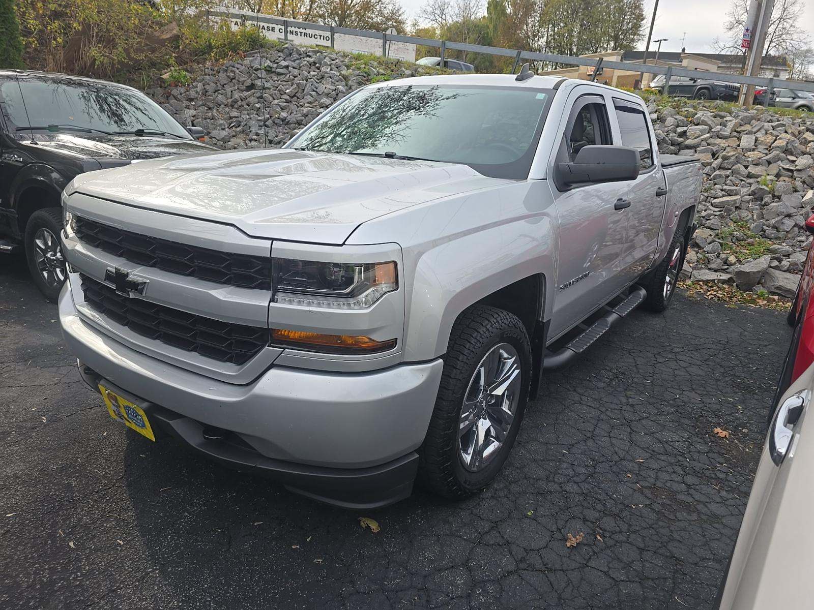 2018 Chevrolet Silverado 1500 Custom AWD