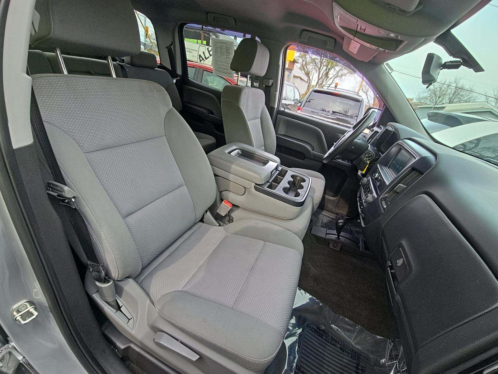 2018 Chevrolet Silverado 1500 Custom AWD