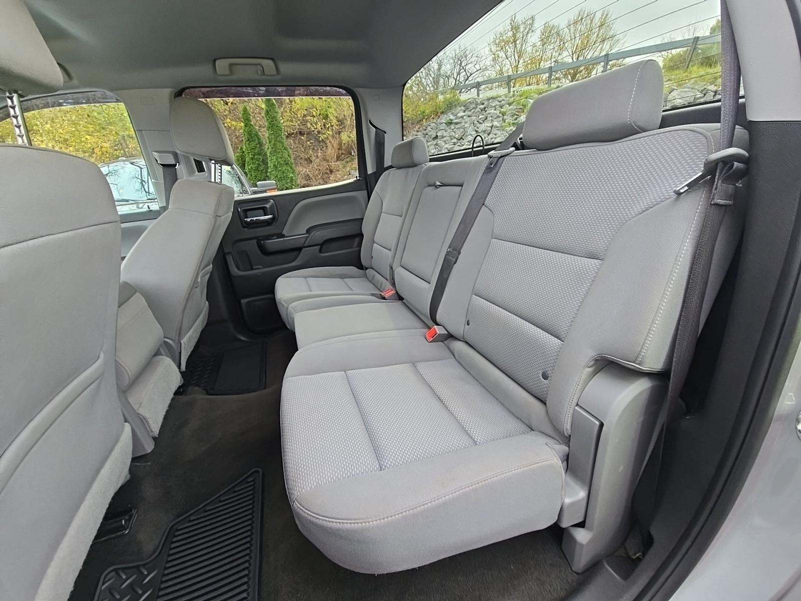 2018 Chevrolet Silverado 1500 Custom AWD