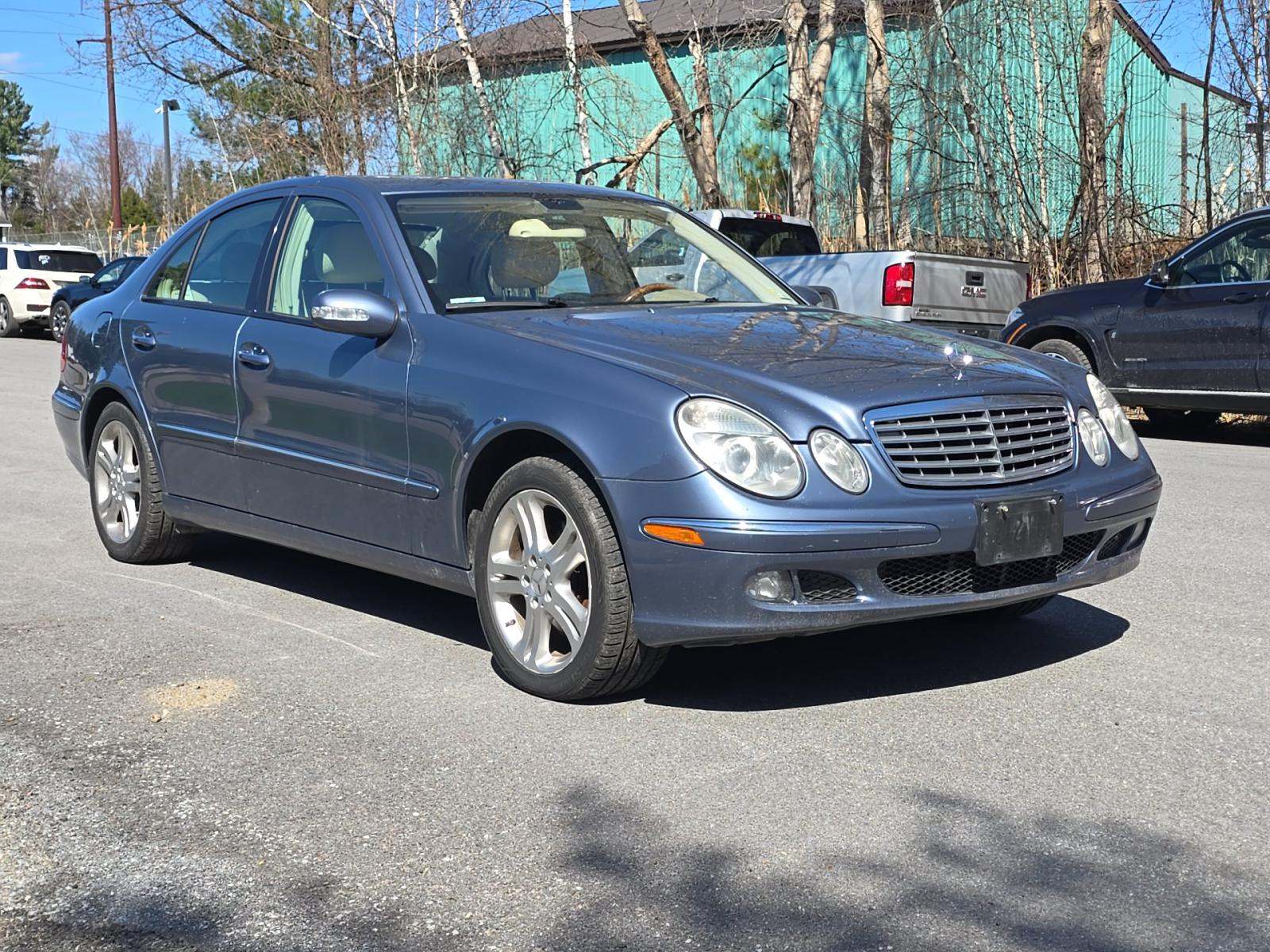 MERCEDES-BENZ E-CLASS - 4