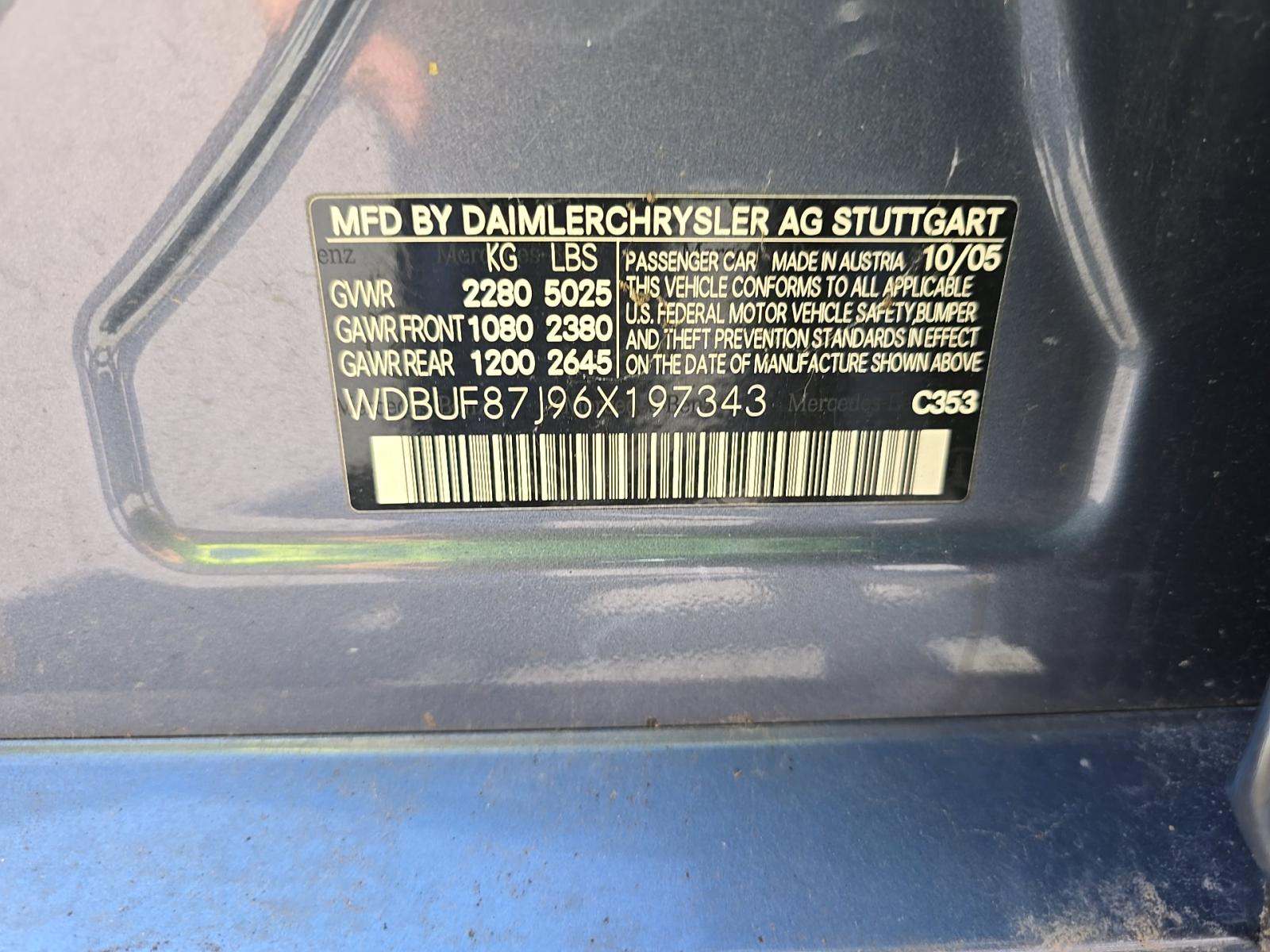 MERCEDES-BENZ E-CLASS - 5