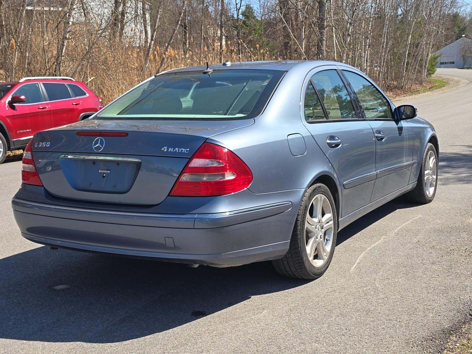 MERCEDES-BENZ E-CLASS - 3