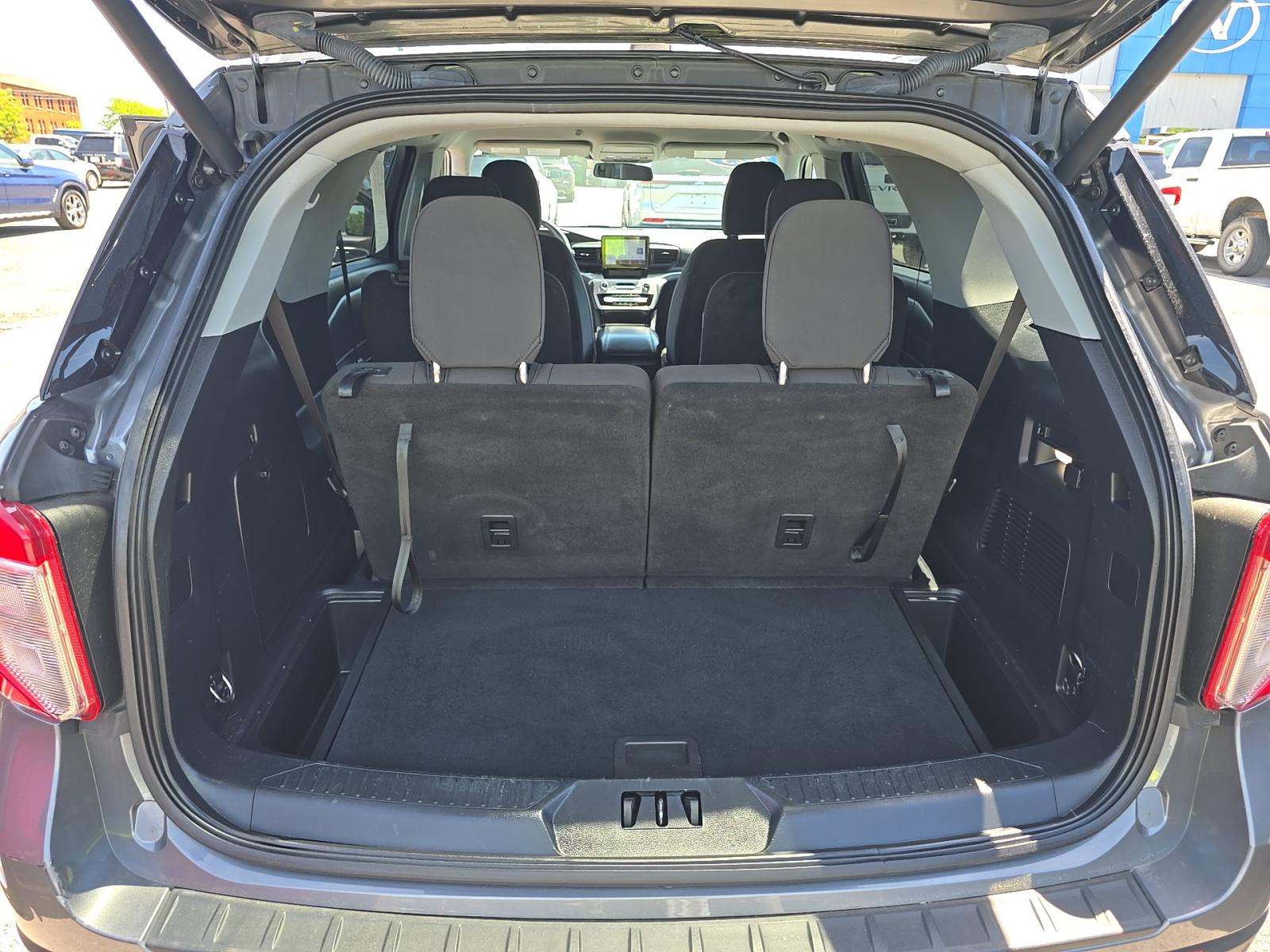 2023 Ford Explorer XLT AWD