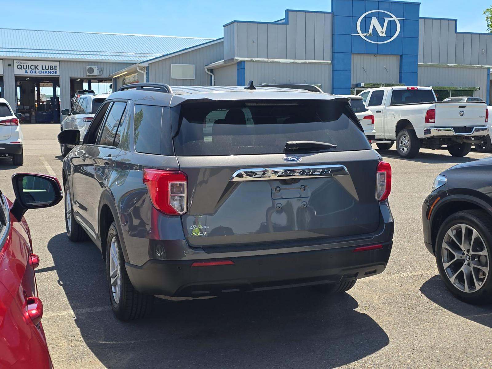 2023 Ford Explorer XLT AWD