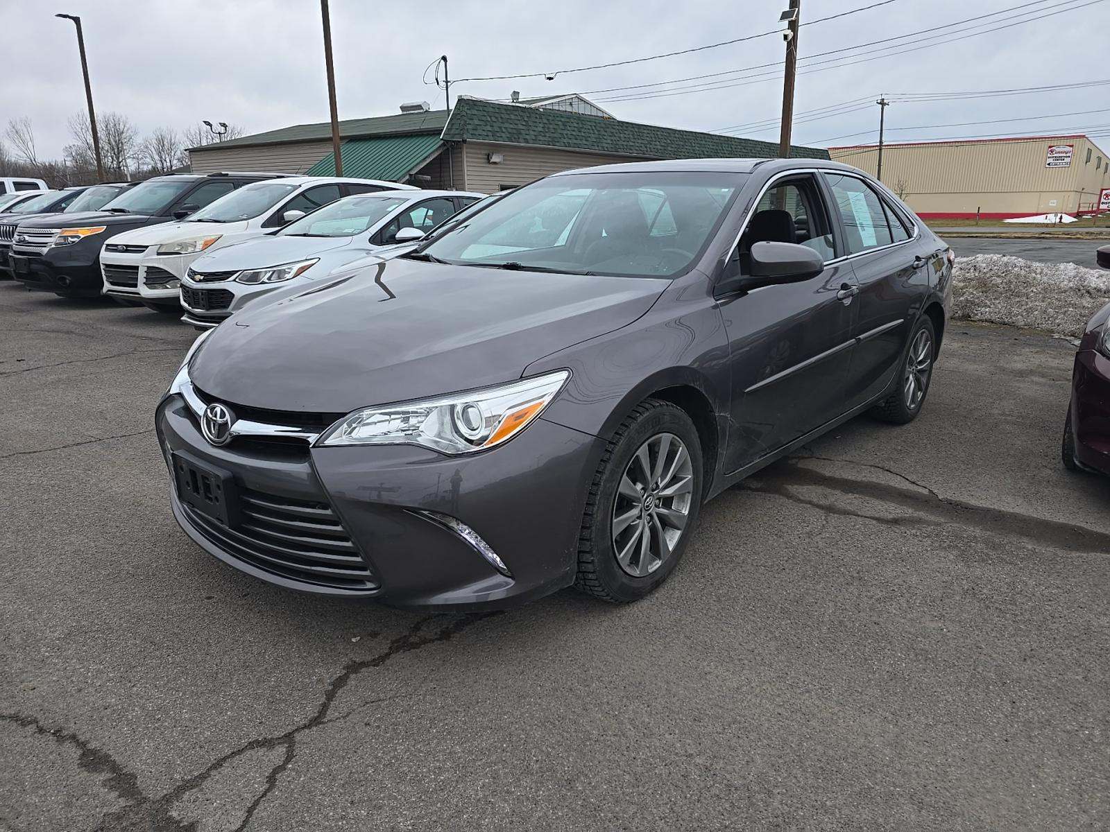 2017 Toyota Camry XLE FWD