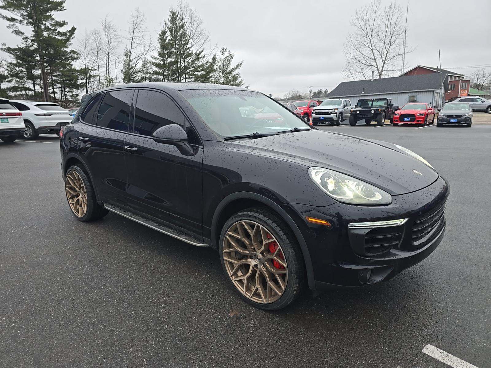 PORSCHE CAYENNE - 4