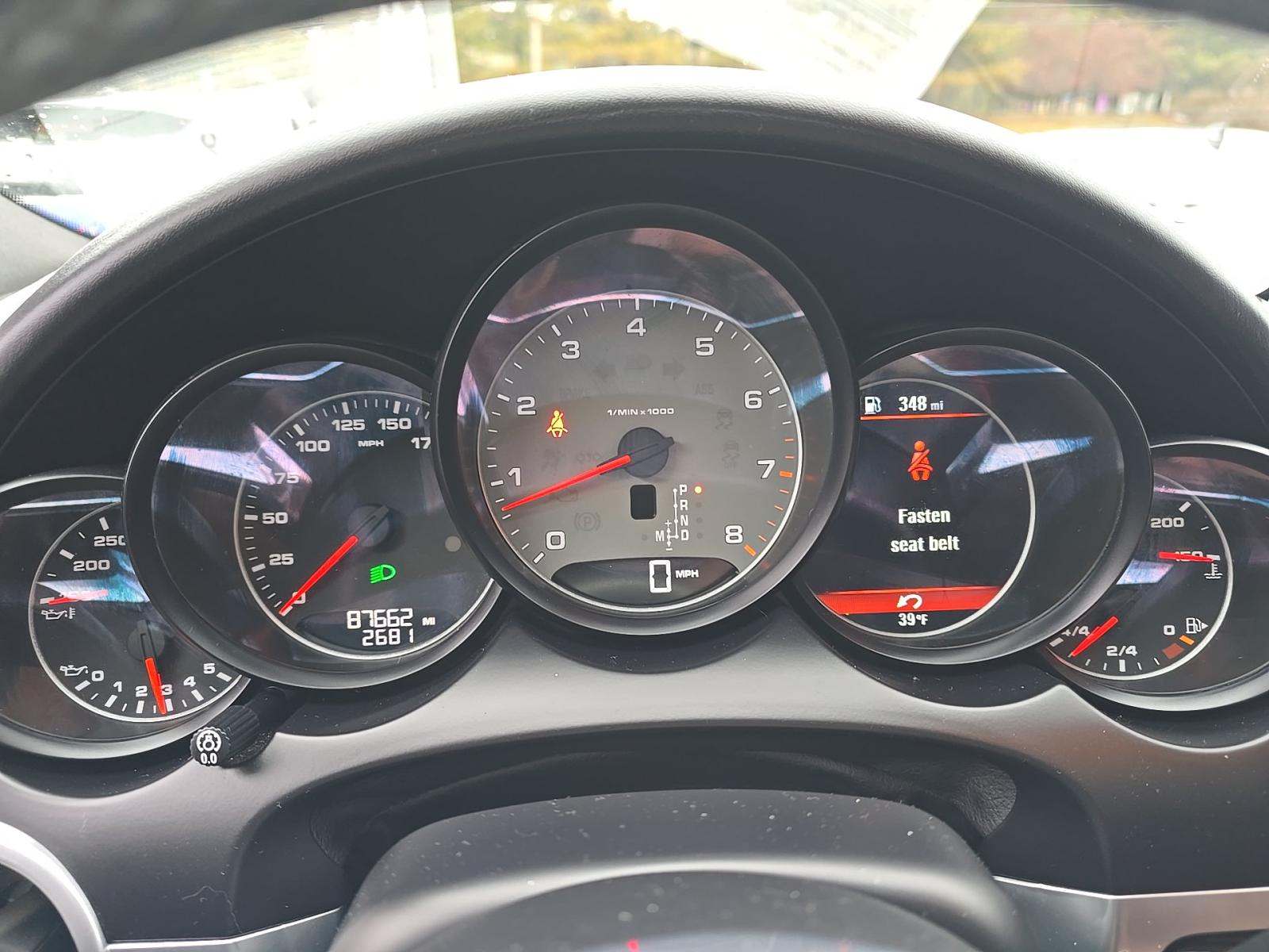 PORSCHE CAYENNE - 9