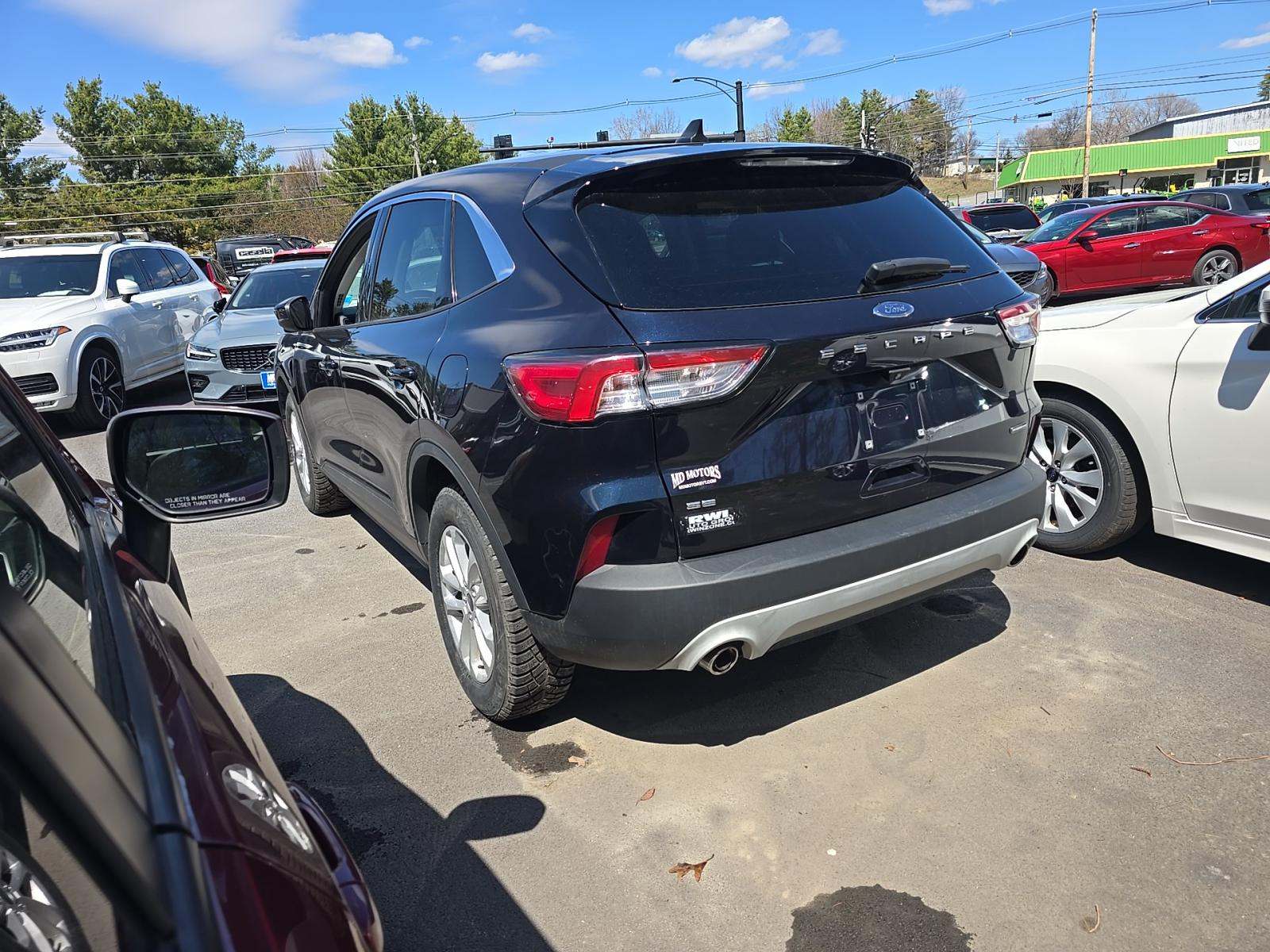 FORD ESCAPE - 2