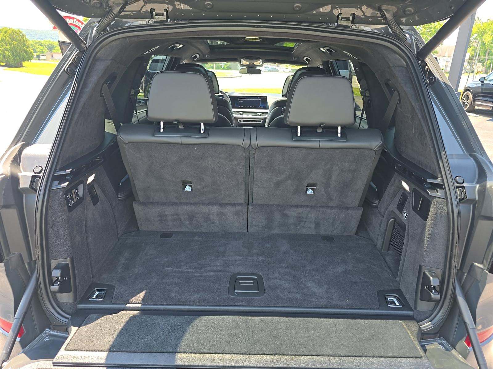 2024 BMW X7 xDrive40i AWD
