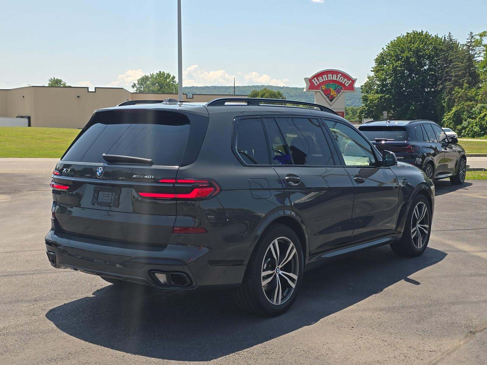 2024 BMW X7 xDrive40i AWD