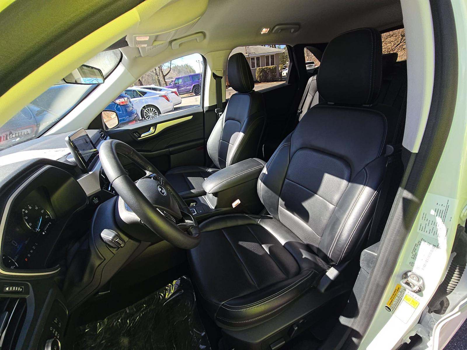 2022 Ford Escape Hybrid SEL AWD