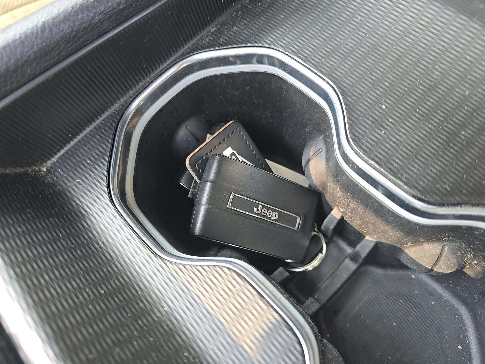 JEEP GRAND CHEROKEE - 8