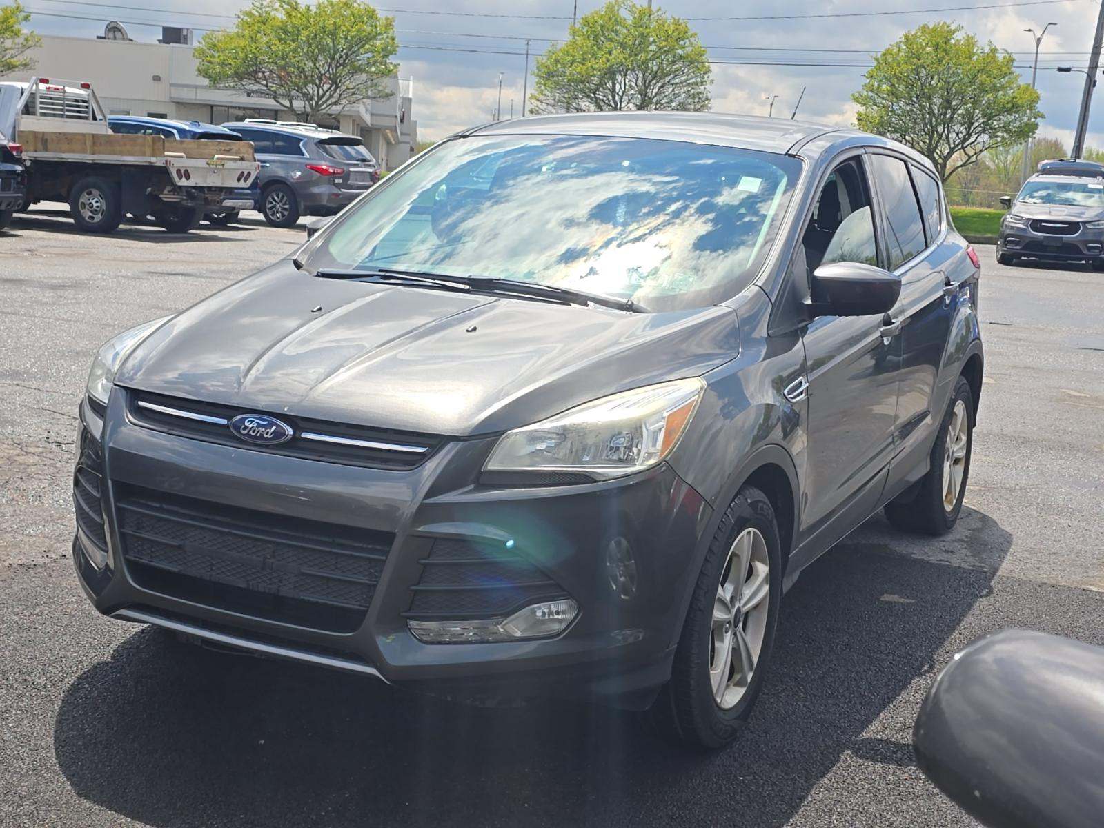 FORD ESCAPE - 1