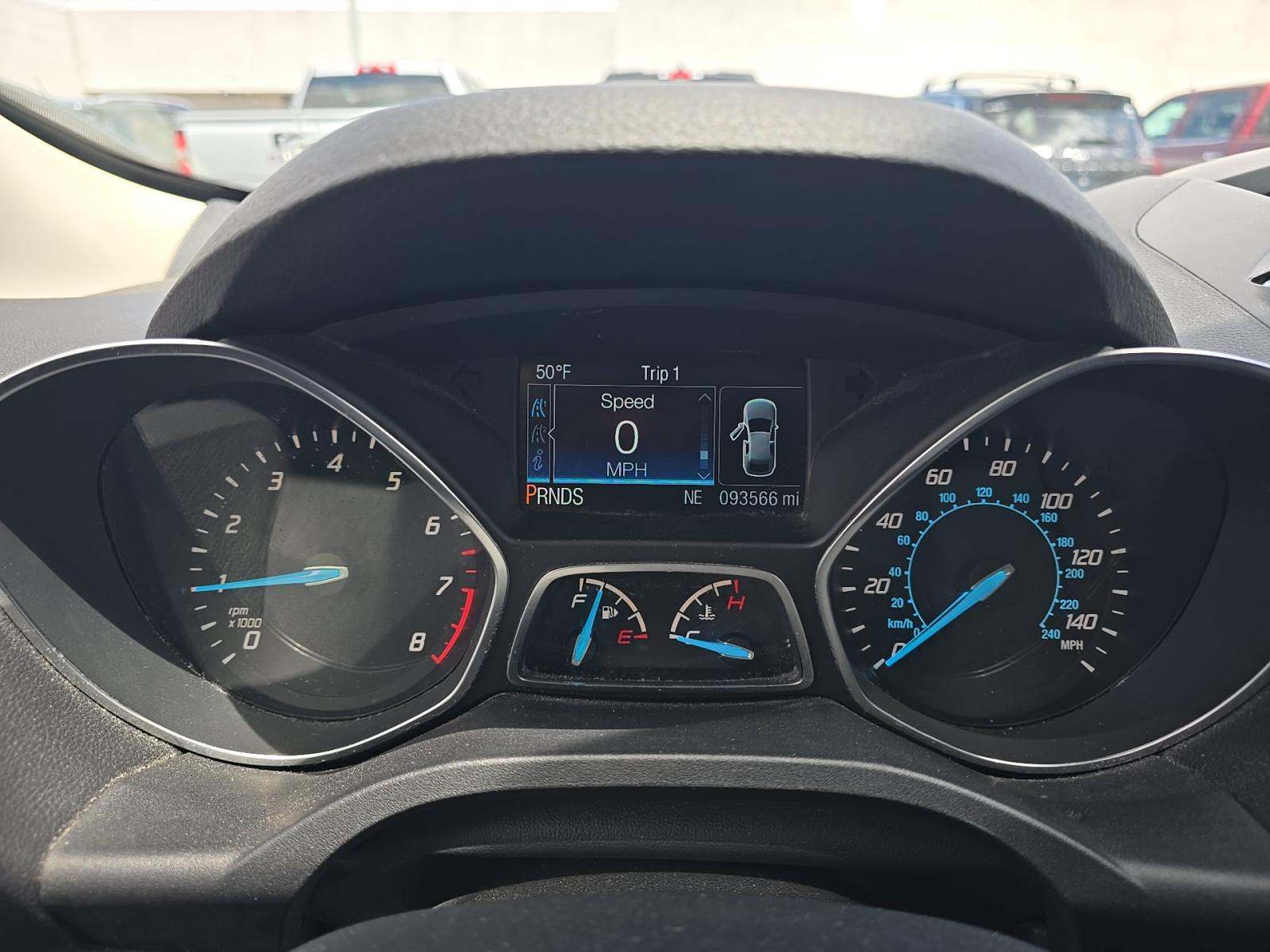 FORD ESCAPE - 9