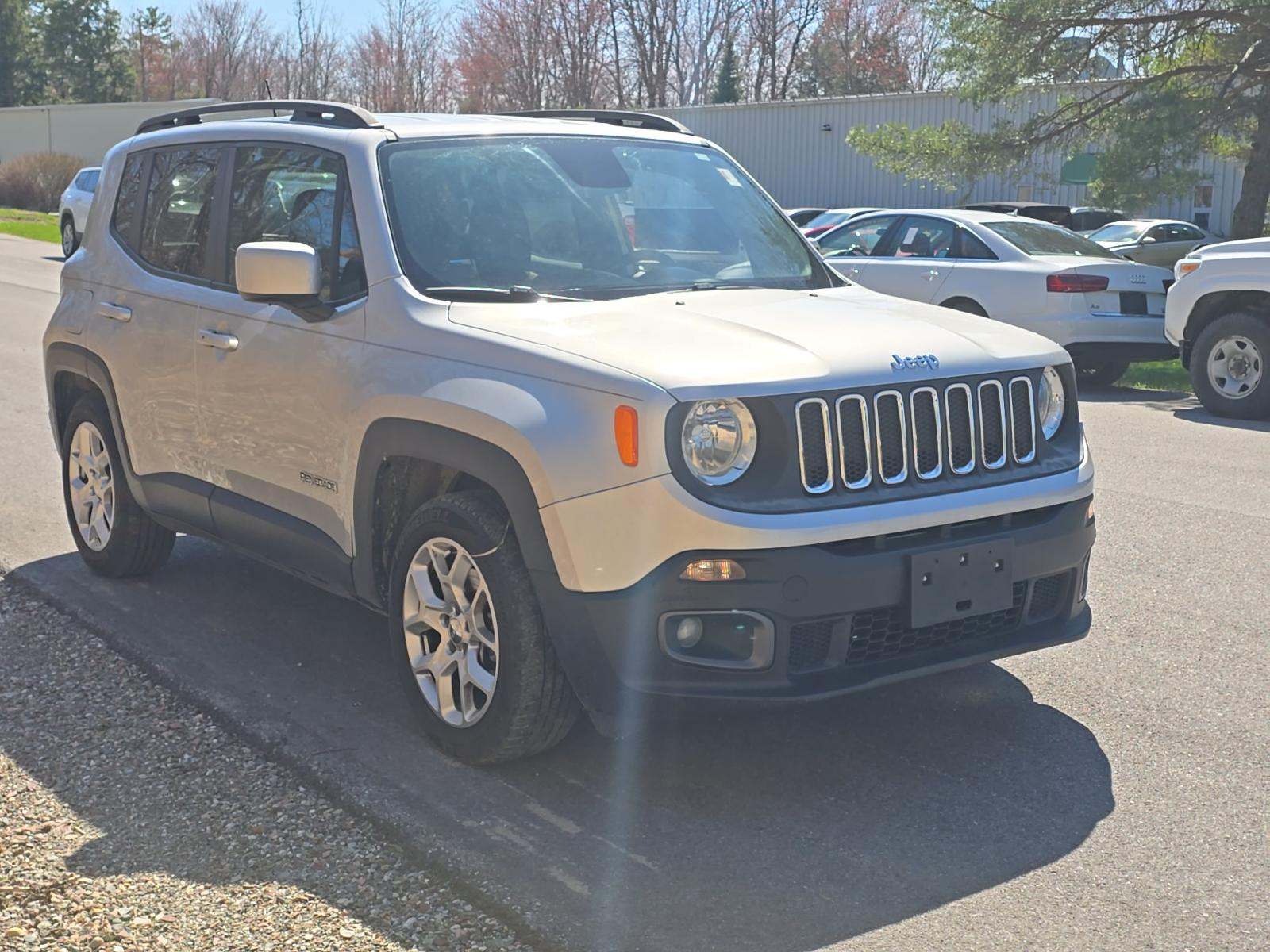 JEEP LATITUDE - 4