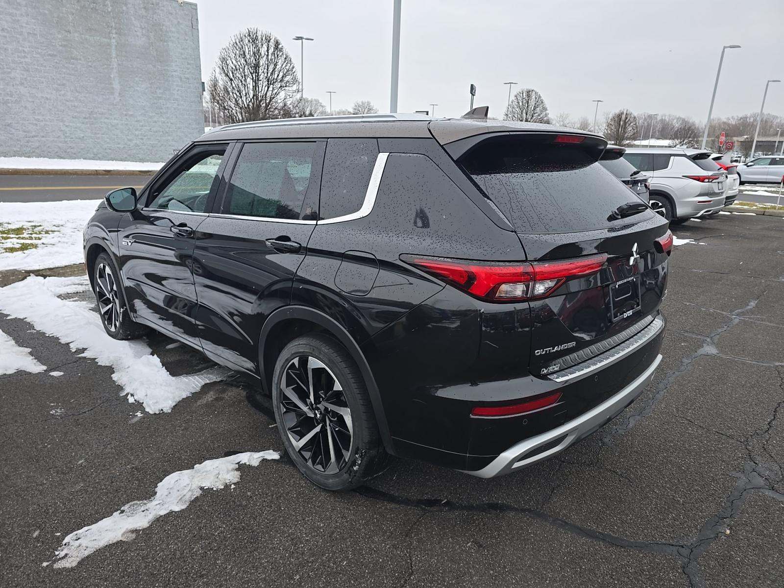 2023 Mitsubishi Outlander PHEV SEL AWD