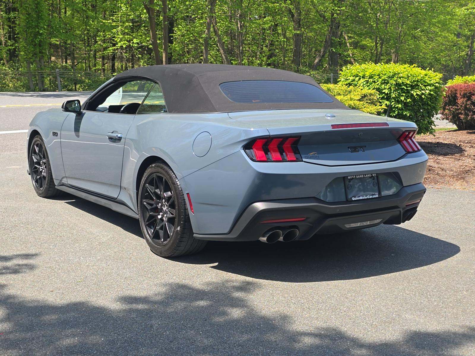 FORD MUSTANG - 2