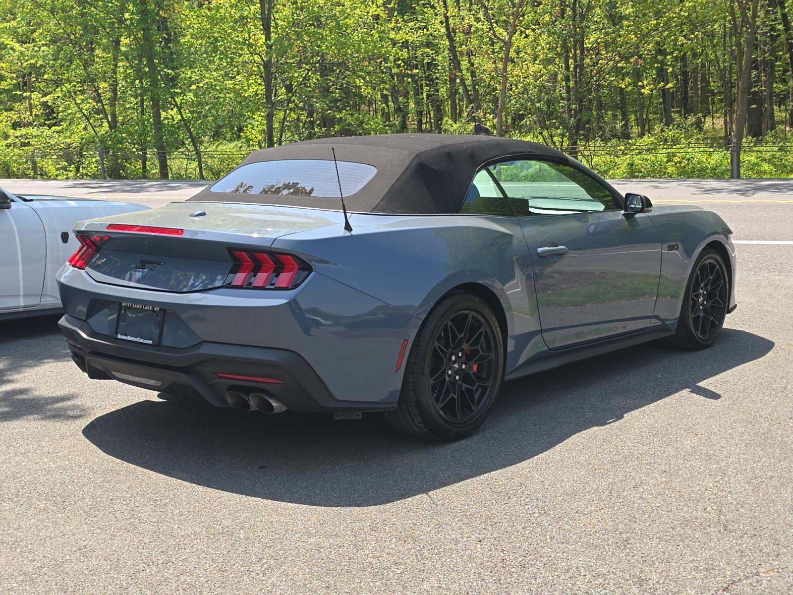 FORD MUSTANG - 3