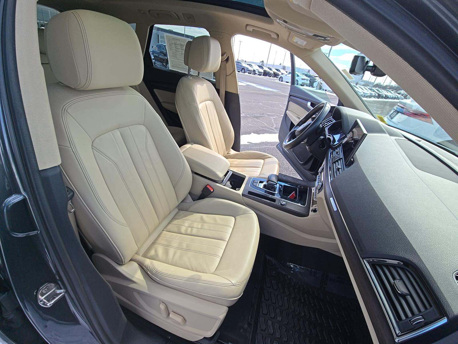 2022 Audi Q5 S line Premium AWD