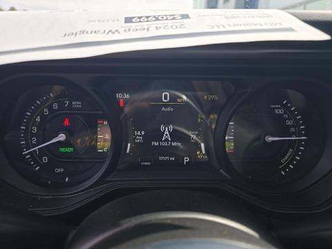 JEEP 4XE SAHARA HIGH ALTITUDE - 9