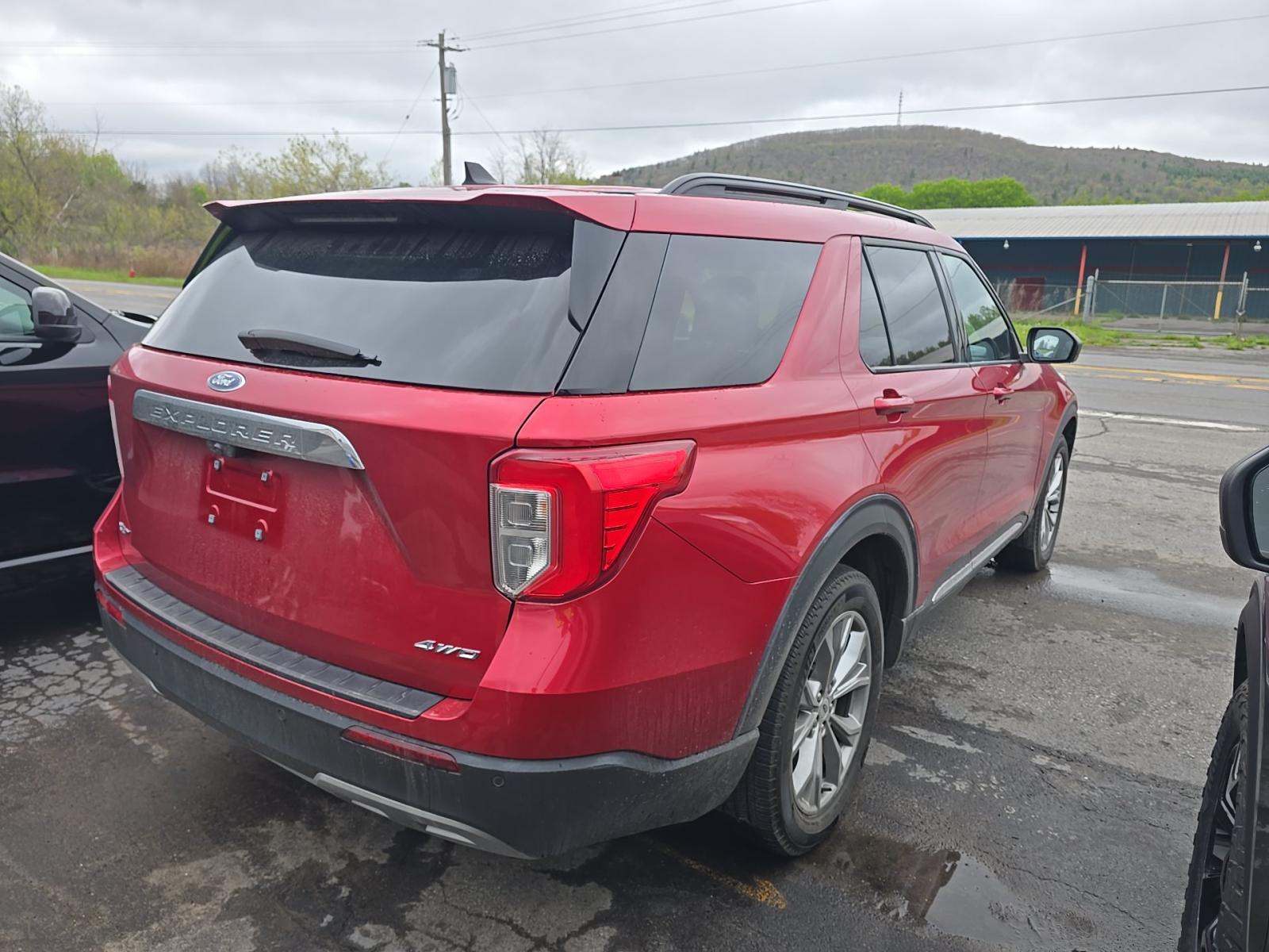 FORD EXPLORER - 3