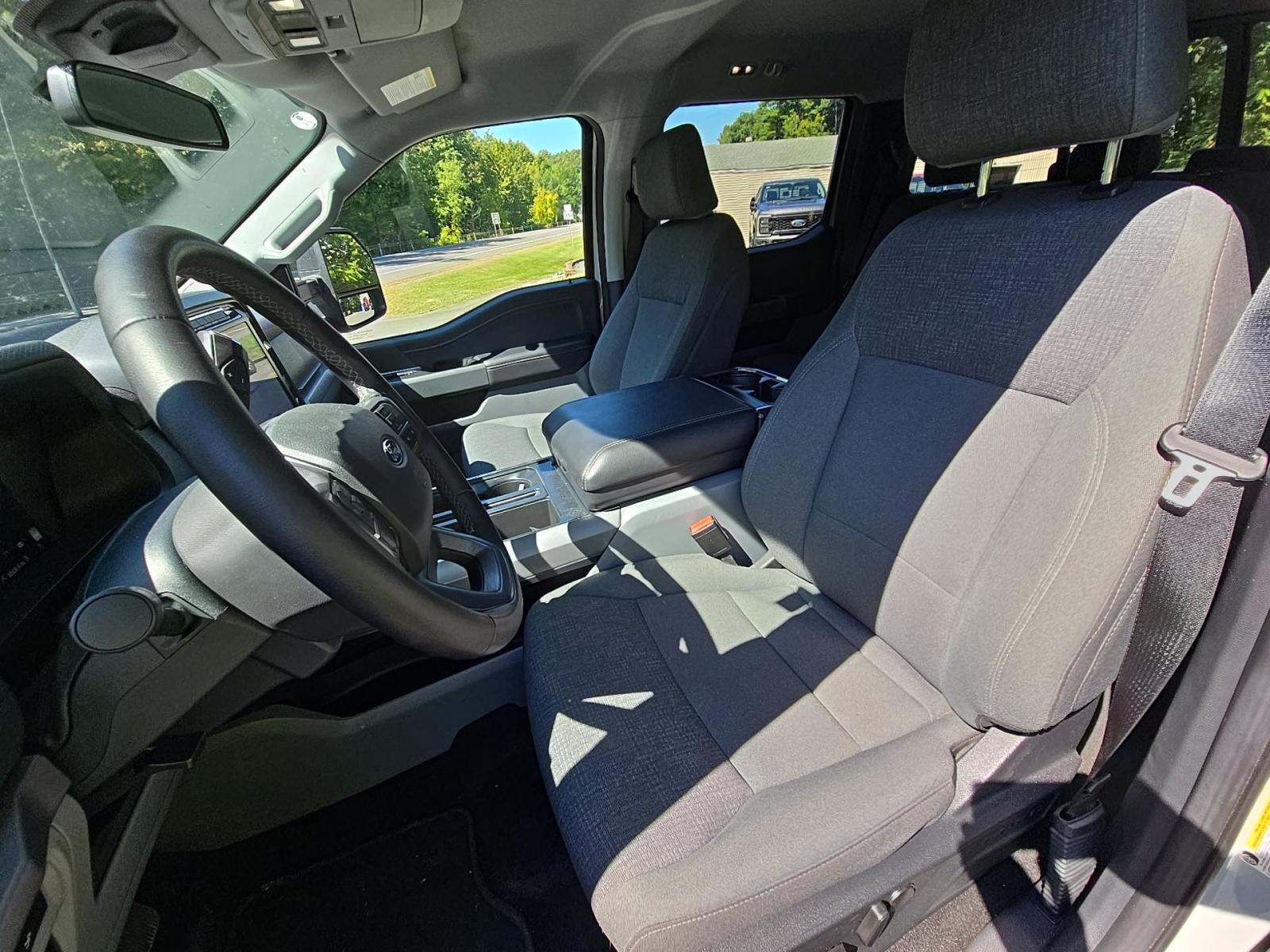 2024 Ford F-150 XLT AWD