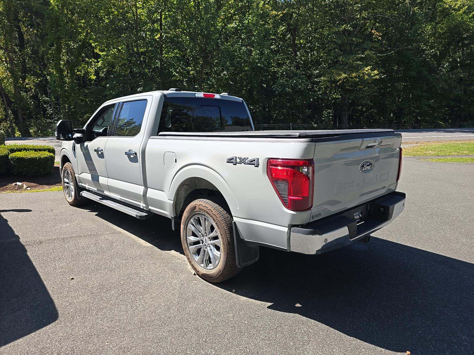2024 Ford F-150 XLT AWD