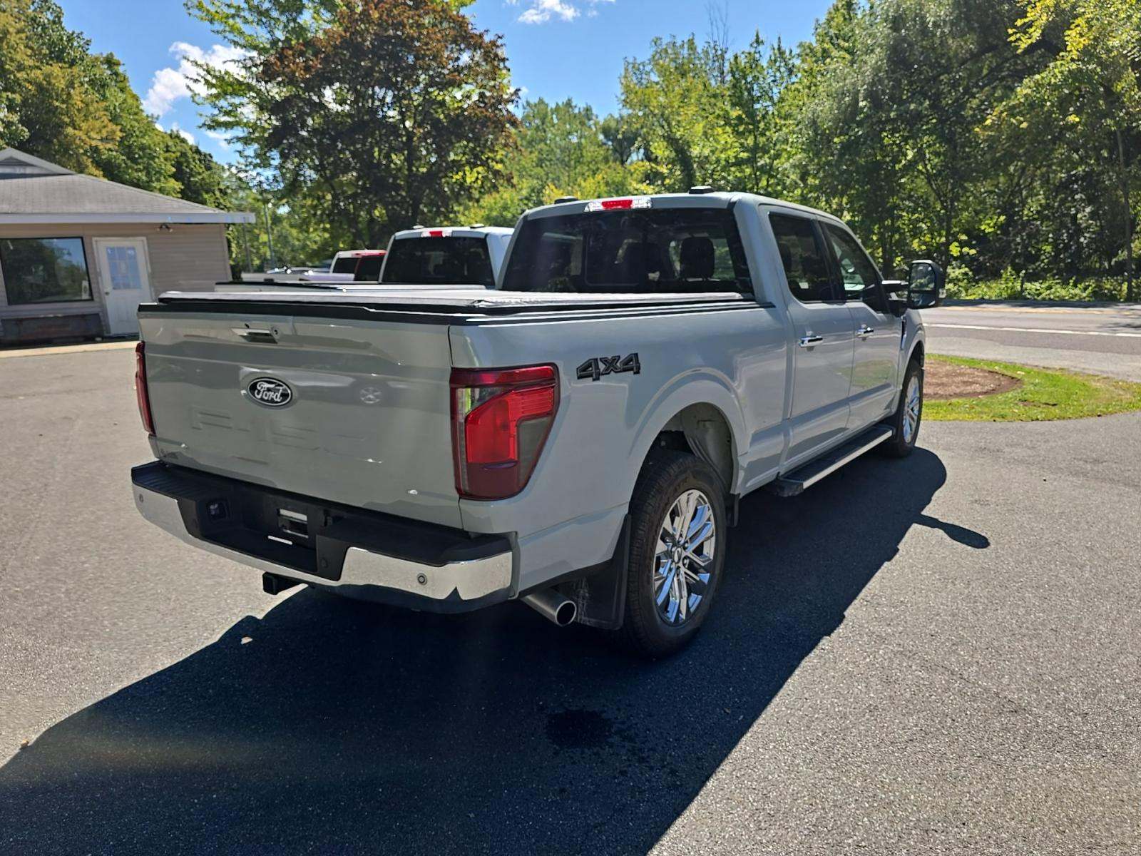 2024 Ford F-150 XLT AWD