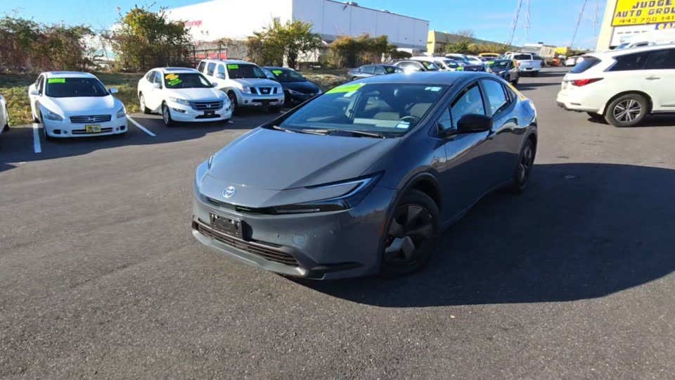 2024 Toyota Prius LE