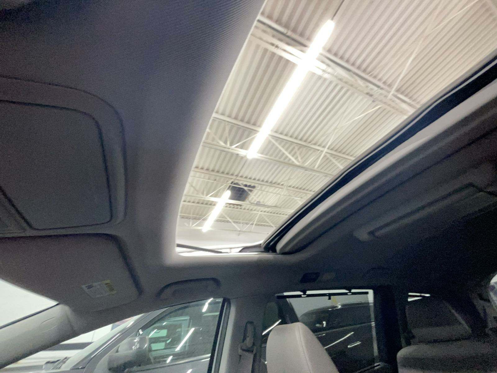 2014 Honda Odyssey Touring FWD