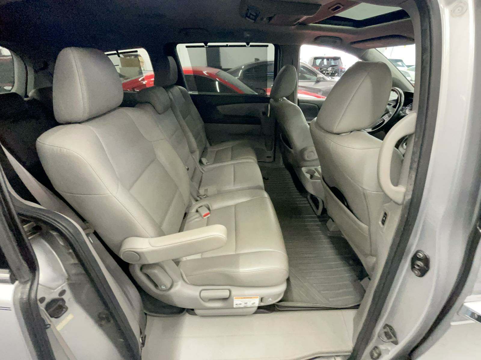 2014 Honda Odyssey Touring FWD