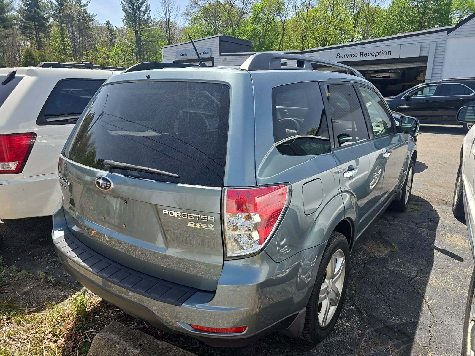 2010 Subaru Forester 2.5X Premium AWD